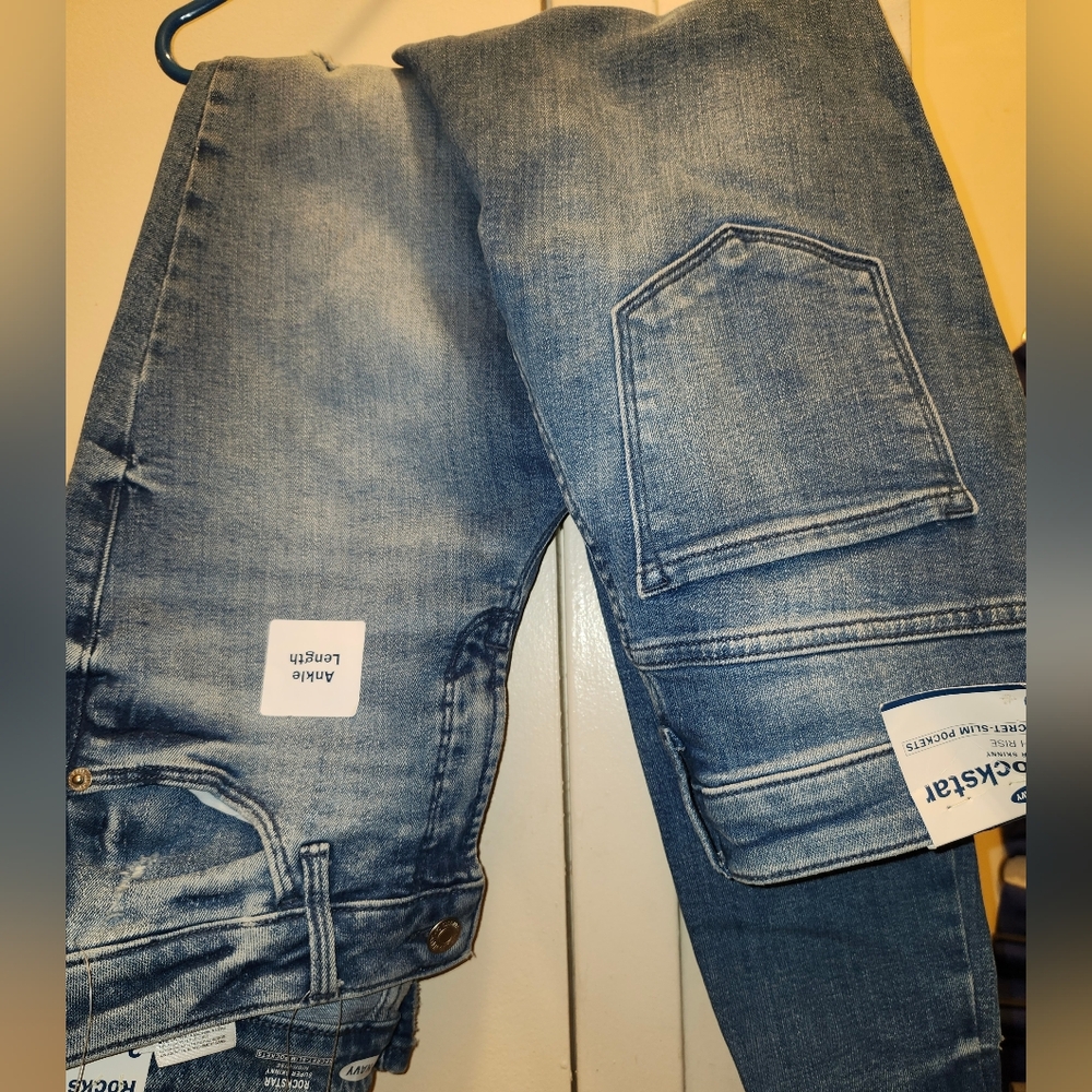 Old Navy Rockstar skinny leg Blue Jeans